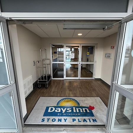 Days Inn By Wyndham Stony Plain Exteriör bild