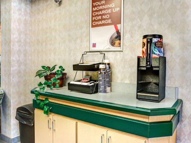 Days Inn By Wyndham Stony Plain Exteriör bild