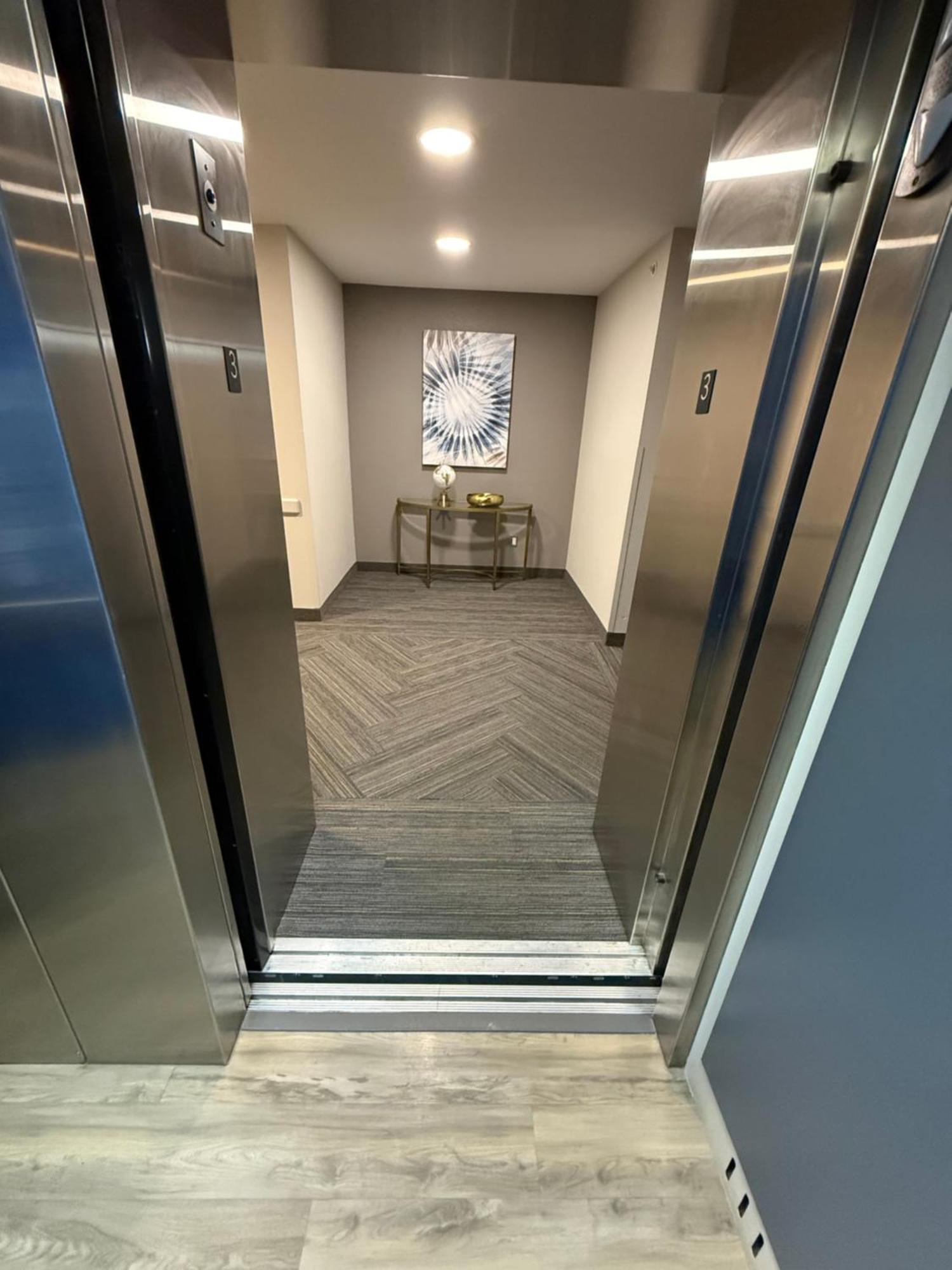 Days Inn By Wyndham Stony Plain Exteriör bild