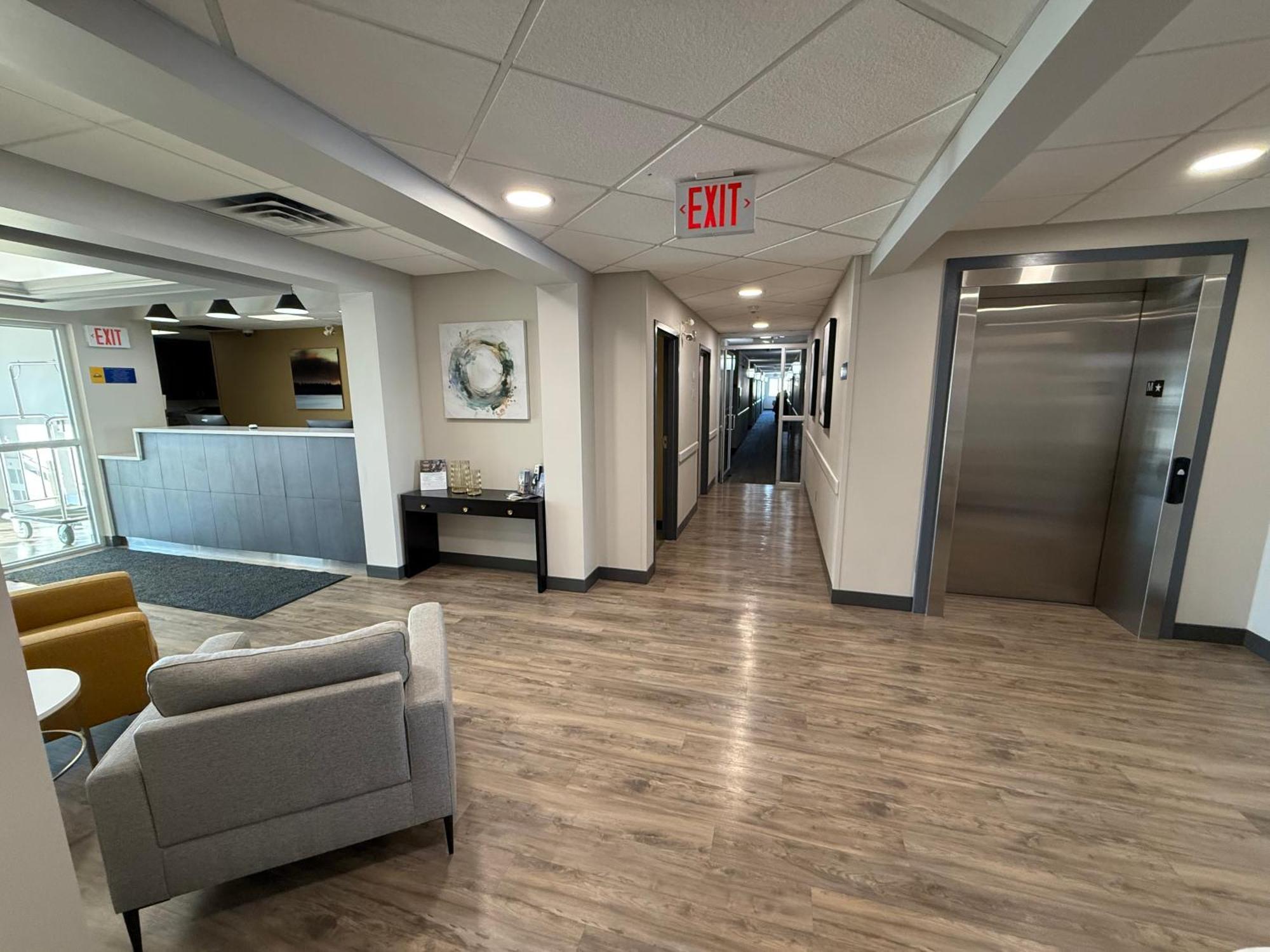 Days Inn By Wyndham Stony Plain Exteriör bild